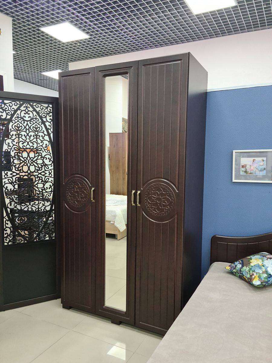 Шкаф «Монблан» МБ-24К комбинированный венге/орех шоколадный